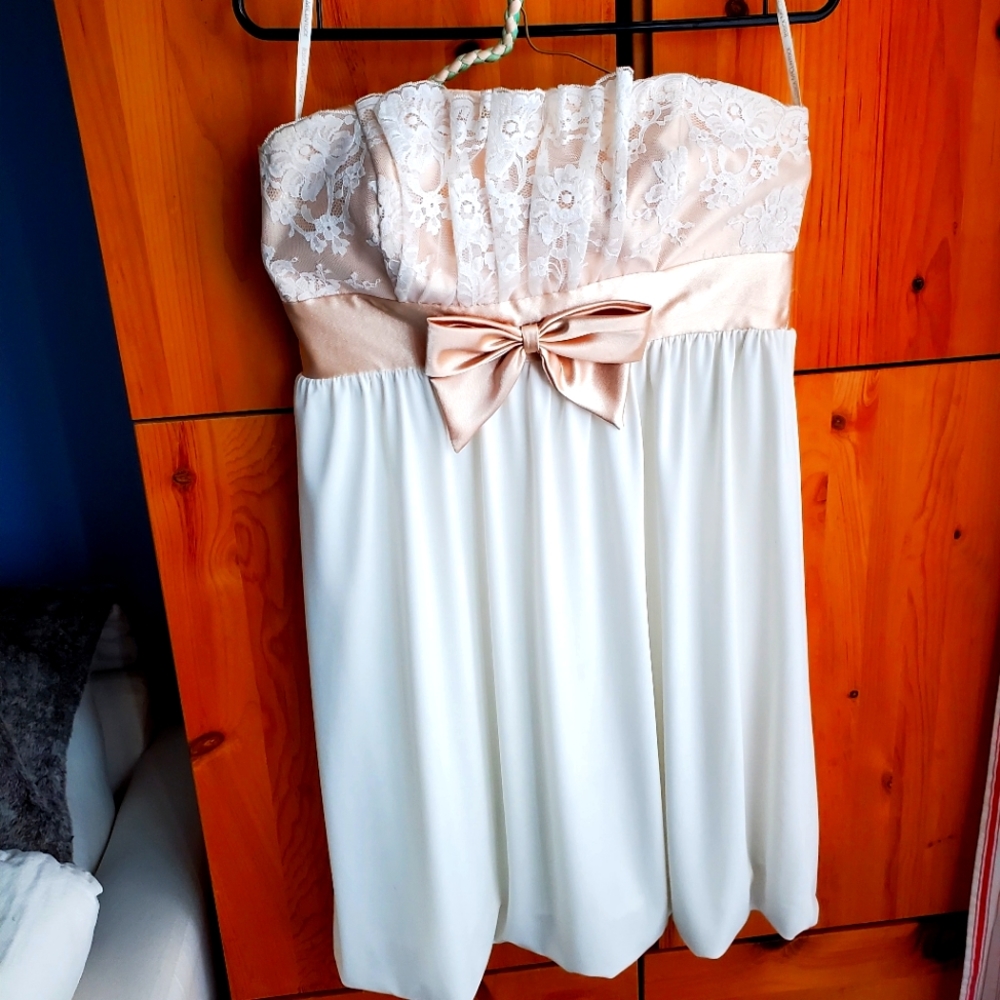 Gunne Sax by Jessica McClintock Cream & Gold Cocktail Dress size 9